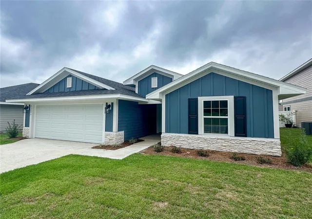 Photo 1 of Single family home for sale at 16780 NW 178th Terrace, ALACHUA, FL 32615 | MLS# GC541362 | Listing updated on 2026-10-10