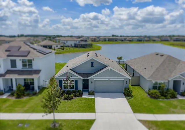 4th image of 3062 Living Coral St, Wimauma, FL 33598 | MLS# TB8521557