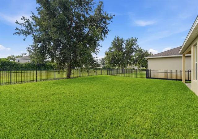 Photo 4 of Single family home for sale at 315 W Freesia Ct, Deland, FL 32724 | MLS# V4949773 | Listing updated on 2026-09-28