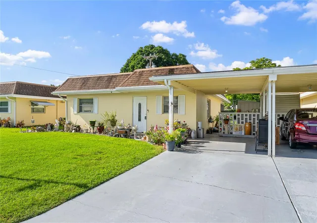 Photo 3 of Single family home for sale at 2208 Gardenia Way, Lehigh Acres, FL 33936 | MLS# TB8521583 | Listing updated on 2026-09-23