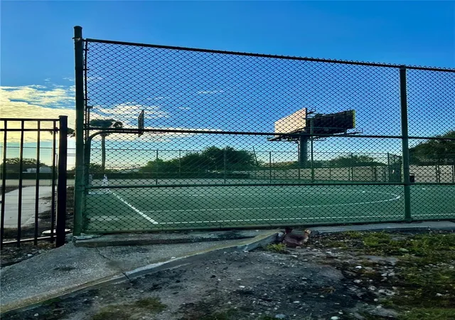2nd image of 8939 Latrec Ave, ORLANDO, FL 32819