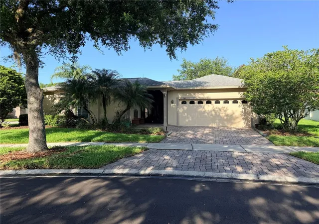 Photo 1 of Single family home for sale at 941 Shorehaven Dr, Kissimmee, FL 34759 | MLS# P4939104 | Listing updated on 2026-08-31