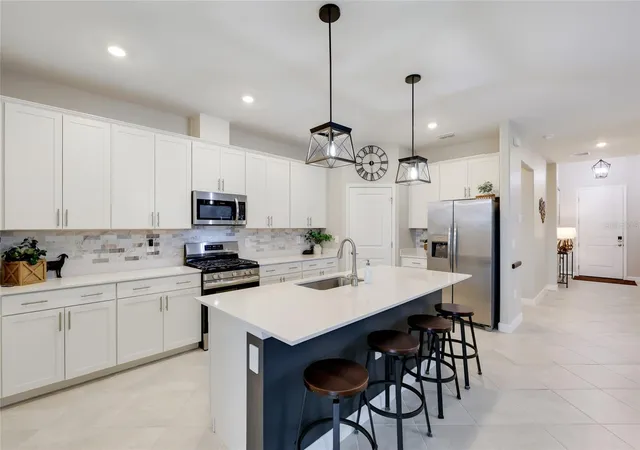 Photo 3 of Single family home for sale at 15041 Serene Shrs Loop, Bradenton, FL 34211 | MLS# A4697696 | Listing updated on 2026-10-09