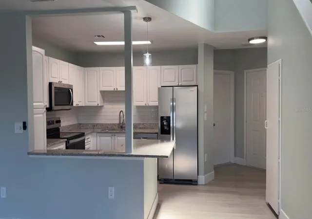 5th image of 4525 Park Lake Ter S, BRADENTON, FL 34209