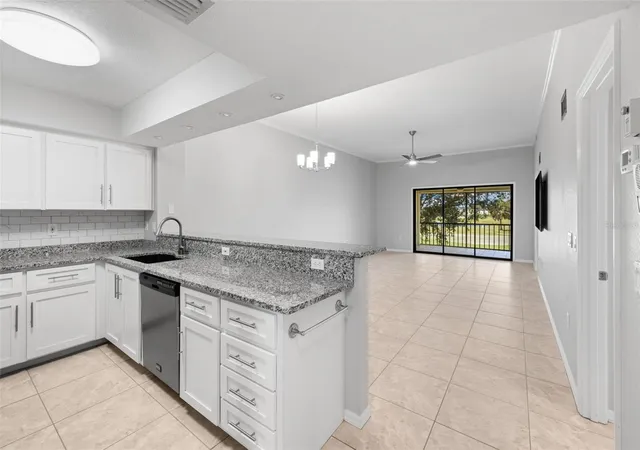 4th image of 1335 Saxony Cir #324, Punta Gorda, FL 33983 | MLS# A4697698