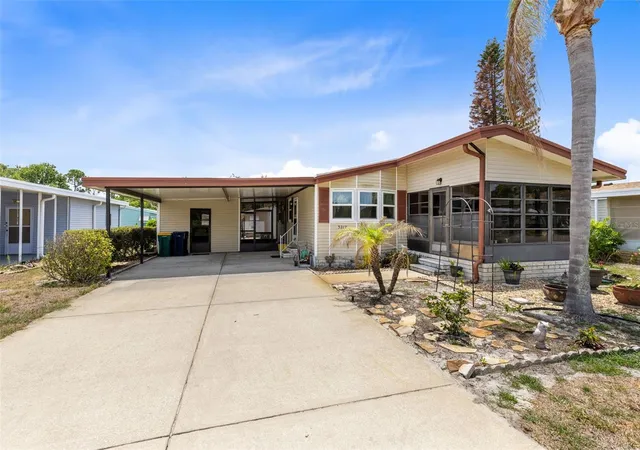 Photo 1 of Manufactured home for sale at 3217 Rainbow Rd, Tavares, FL 32778 | MLS# O6418748 | Listing updated on 2026-09-20