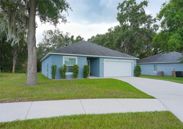 Photo 1 of Single family home for sale at 1537 Baywood Village Ct, Mount Dora, FL 32757 | MLS# O6418756 | Listing updated on 2026-09-05