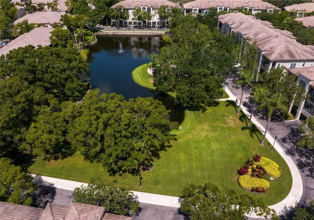 3rd image of 716 Promenade Pl, Tampa, FL 33602 | MLS# TB8521621