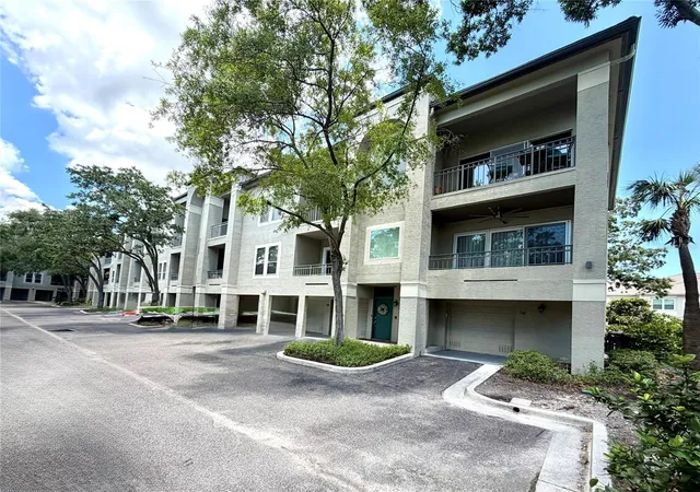 5th image of 716 Promenade Pl, Tampa, FL 33602 | MLS# TB8521621
