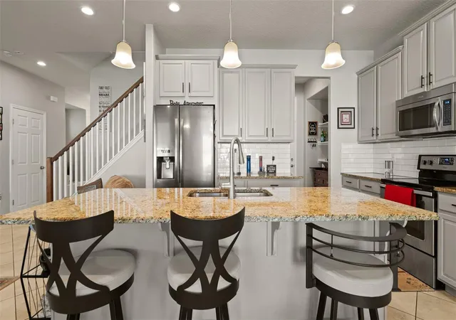 Photo 3 of Single family home for sale at 2544 Folio Way, Kissimmee, FL 34741 | MLS# O6418779 | Listing updated on 2026-10-04