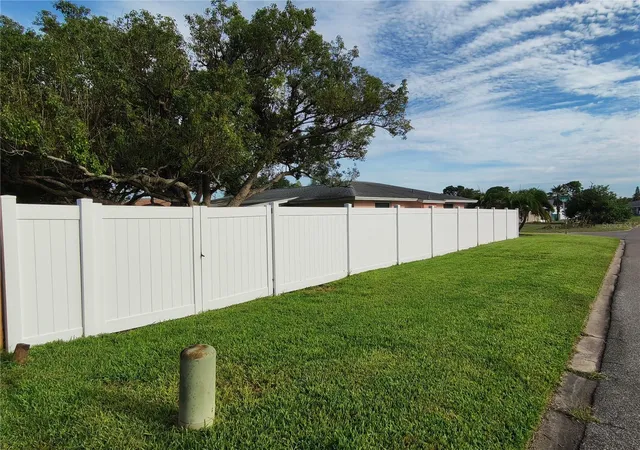 Photo 3 of Single family home for sale at 7708 Rosewood Dr, Port Richey, FL 34668 | MLS# A4697711 | Listing updated on 2026-09-24