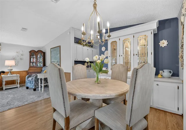 Photo 3 of Manufactured home for sale at 572 Tammi Dr, Leesburg, FL 34788 | MLS# G5114106 | Listing updated on 2026-06-22