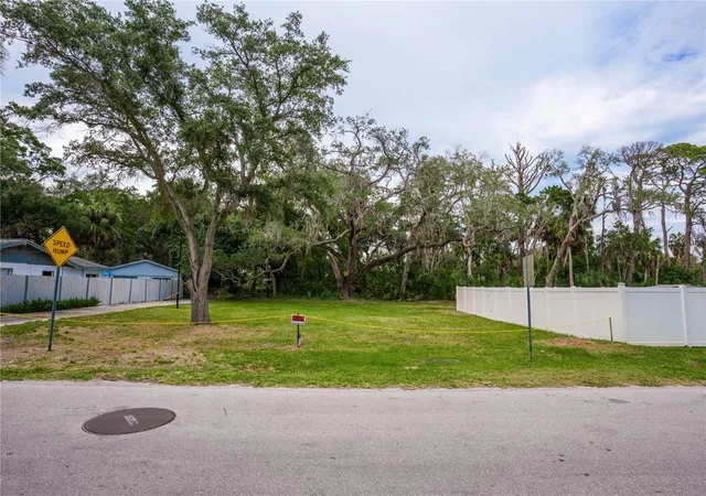 Photo 2 of Land for sale at 0 Limestone, Port Richey, FL 34668 | MLS# W7886932 | Listing updated on 2026-10-17