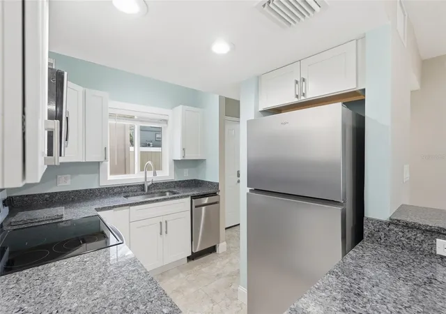 5th image of 3120 Bch Blvd S, GULFPORT, FL 33707