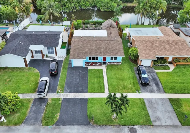 Homes for sale in Sunrise, FL | 12341 Nw 29Th Manor, Sunrise, FL 33323 | MLS# OM727125