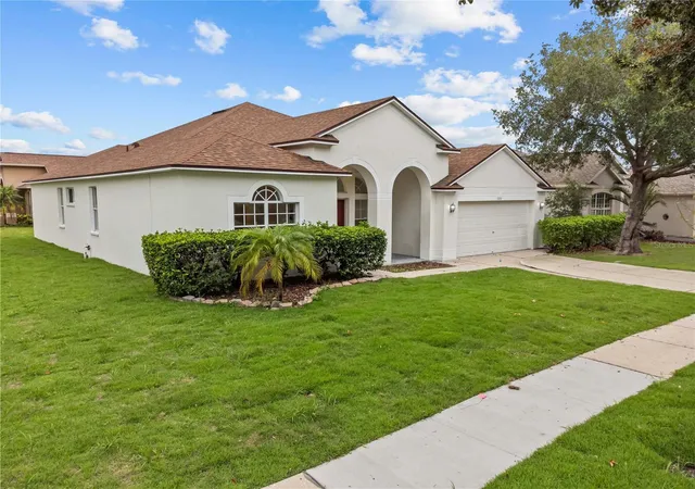Photo 3 of Sale Pending at 11611 Jordans Landing Ct, Riverview, FL 33569 | MLS# TB8521653 | Listing updated on 2026-09-01