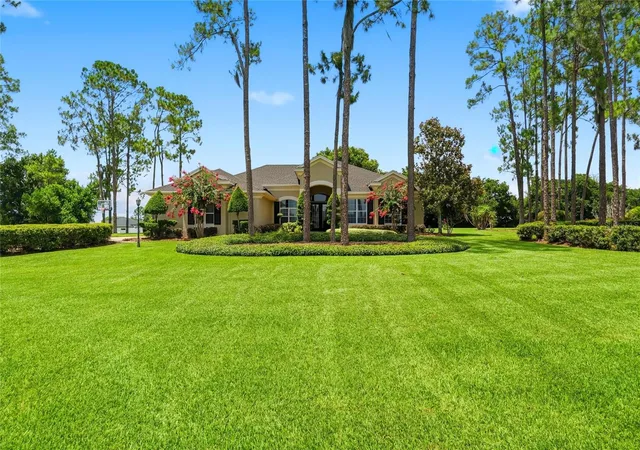 Photo 3 of Sale Pending at 140 Sylvana Ct, Auburndale, FL 33823 | MLS# L4962946 | Listing updated on 2026-10-02
