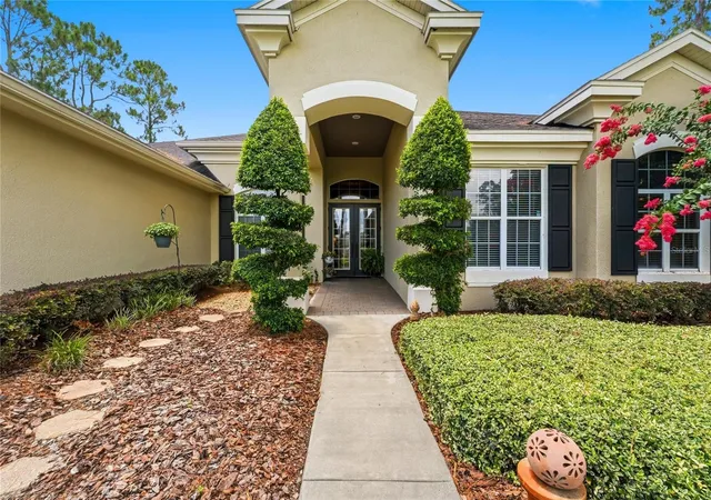 Photo 4 of Sale Pending at 140 Sylvana Ct, Auburndale, FL 33823 | MLS# L4962946 | Listing updated on 2026-10-02