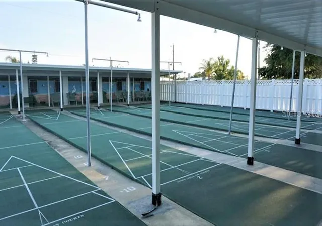 2nd image of 4315 Tahitian Gdns Cir, HOLIDAY, FL 34691