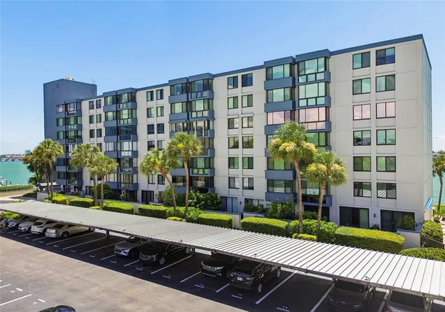 2nd image of 644 Is Way #405, Clearwater Beach, FL 33767 | MLS# TB8521698