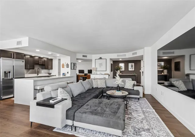 3rd image of 644 Is Way #405, Clearwater Beach, FL 33767 | MLS# TB8521698