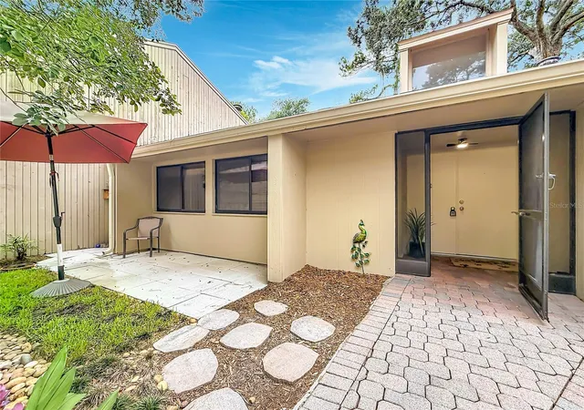 2nd image of 111 Juniper Ln, Longwood, FL 32779 | MLS# V4949780