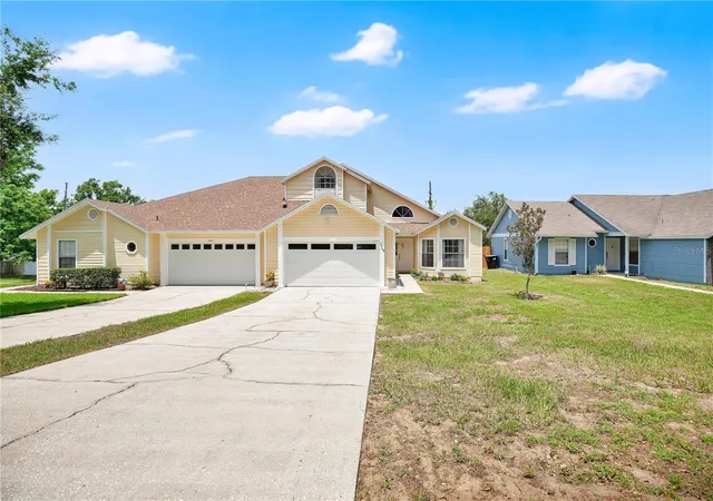 Photo 1 of Townhouse for sale at 7408 Little Pond Ct, Orlando, FL 32810 | MLS# S5152285 | Listing updated on 2026-09-09