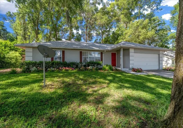 Photo 4 of Sale Pending at 3100 NE 35th Street, Ocala, FL 34479 | MLS# OM727133 | Listing updated on 2026-08-31