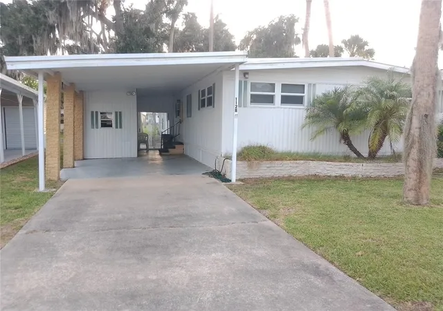 2nd image of 112 Palm Dr #B, Eustis, FL 32726 | MLS# G5114121