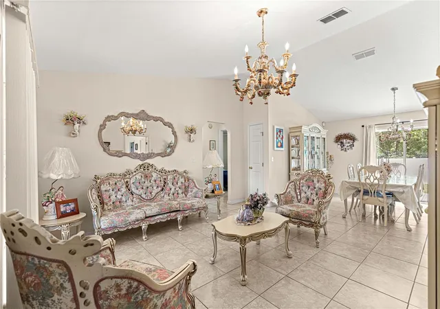 Photo 4 of Single family home for sale at 4 Cedar Tr Pass, Ocala, FL 34472 | MLS# OM727137 | Listing updated on 2026-08-22