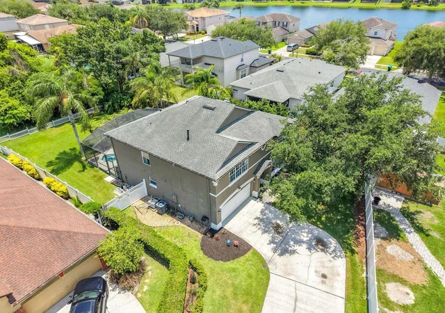 Photo 4 of Single family home for sale at 14664 Saint Georges Hl Dr, Orlando, FL 32828 | MLS# O6418846 | Listing updated on 2026-07-25