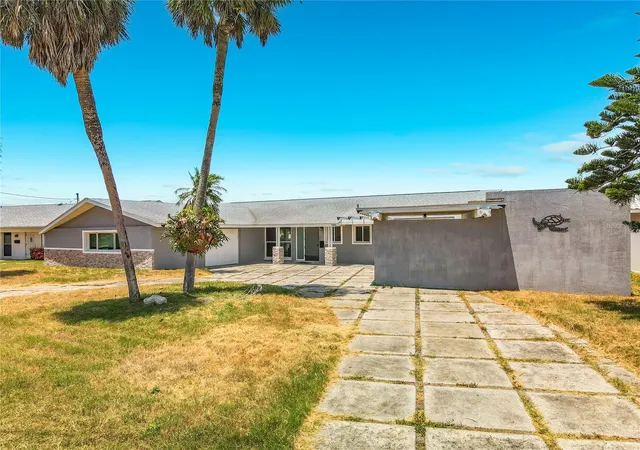 Homes for sale in St Petersburg, FL | 7905 11Th Ave S, St Petersburg, FL 33707 | MLS# TB8521767