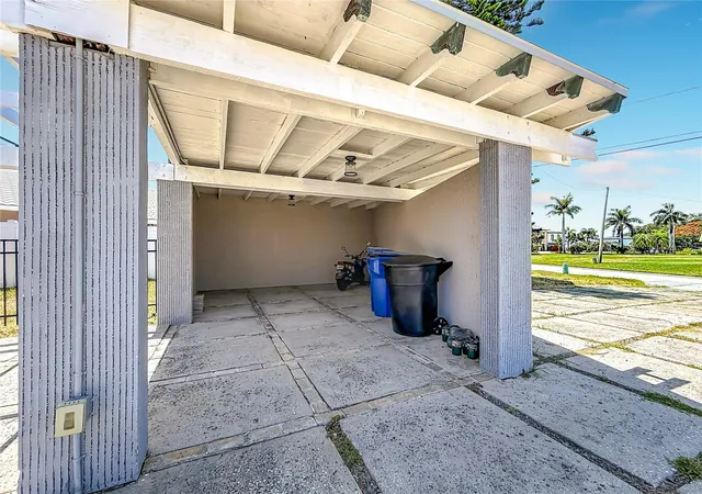 Homes for sale in St Petersburg, FL | 7905 11Th Ave S, St Petersburg, FL 33707 | MLS# TB8521767