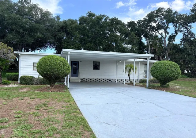 Homes for sale in Palmetto, FL | 8519 Buckingham Pl, Palmetto, FL 34221 | MLS# A4697738