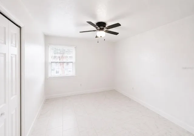 Listing Photo 2 - Condo for sale in building located at 2751 L B Mcleod Rd, ORLANDO, FL 32805 - Unit #2751