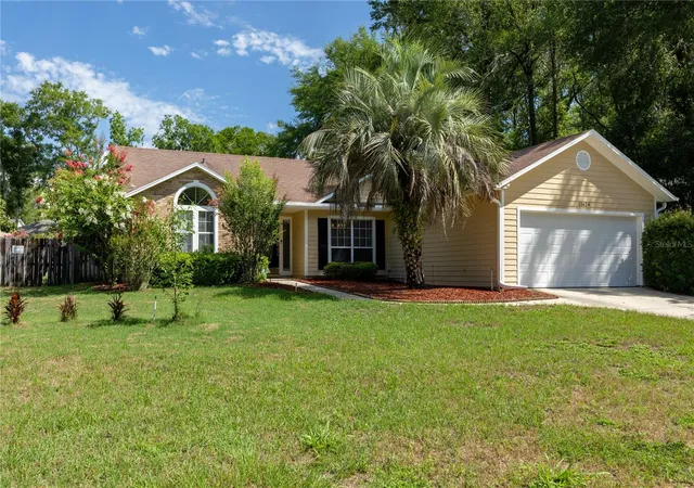 1st image of 11624 Nw 13th Ln, Gainesville, FL 32606 | MLS# GC541369