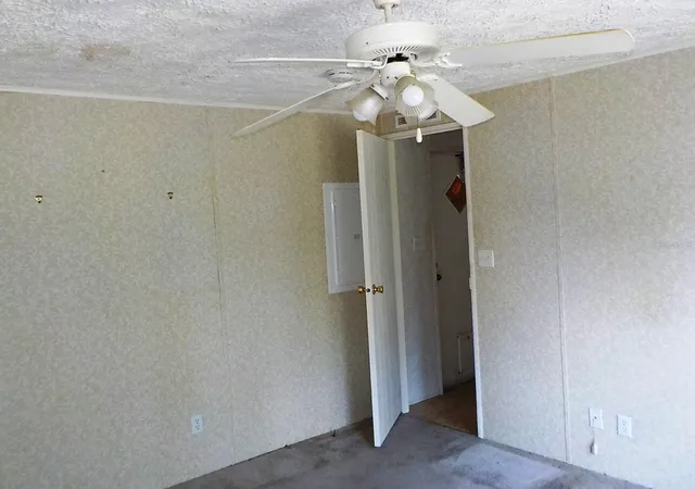 Photo 4 of Manufactured home for sale at 7398 SW Normac Dr, Arcadia, FL 34269 | MLS# C7527620 | Listing updated on 2026-08-21