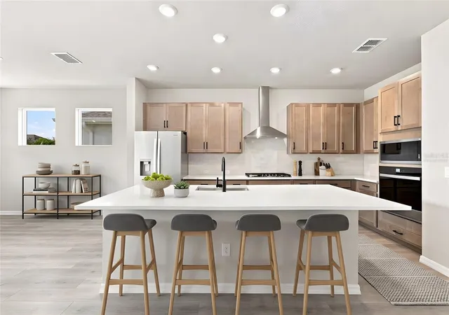 Photo 2 of Single family home for sale at 5133 Crk Sand Dr, Apollo Beach, FL 33572 | MLS# TB8521793 | Listing updated on 2026-09-20