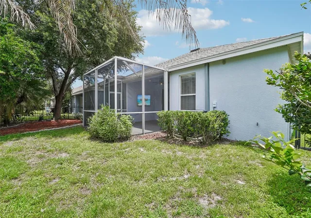 2nd image of 6111 Gannetside Pl, Lithia, FL 33547 | MLS# TB8521794