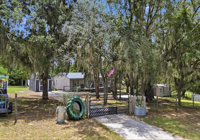 Homes for sale in Floral City, FL | 10253 S Arabian Ave, Floral City, FL 34436 | MLS# TB8521798