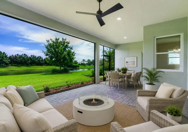Photo 3 of Single family home for sale at 8282 Grande Shrs Dr, Sarasota, FL 34240 | MLS# A4697772 | Listing updated on 2026-10-20
