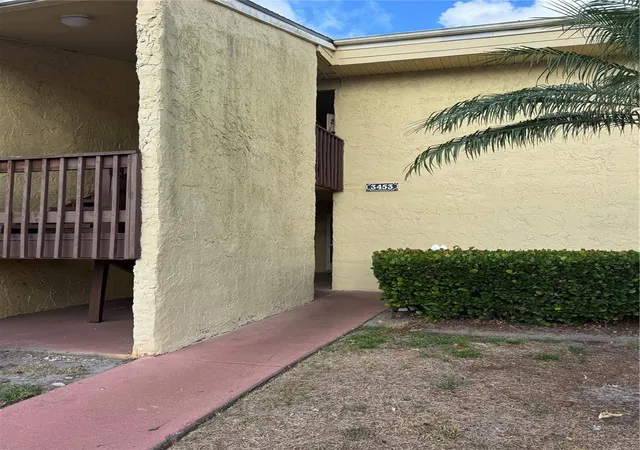 Homes for sale in Sarasota, FL | 3453 Clark #252, Sarasota, FL 34231 | MLS# A4697775