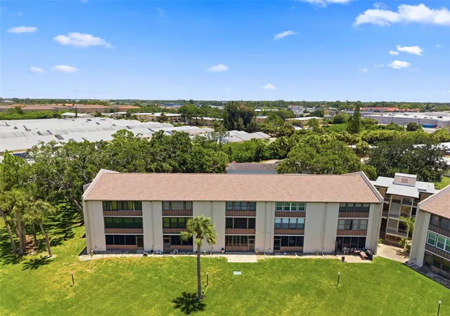 Photo 2 of Condo for sale at 5245 Amulet Dr #306, New Port Richey, FL 34652 | MLS# W7886952 | Listing updated on 2026-08-28