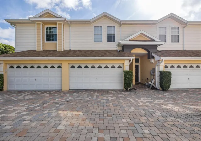 Photo 2 of Townhouse for sale at 2989 Estancia Pl, Clearwater, FL 33761 | MLS# TB8521843 | Listing updated on 2026-08-11