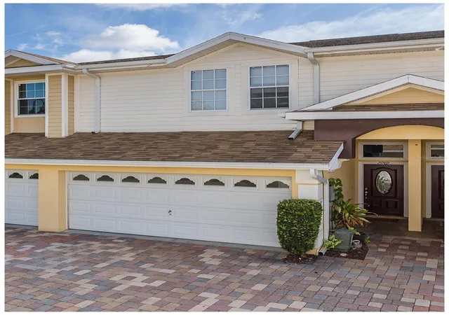 Photo 3 of Townhouse for sale at 2989 Estancia Pl, Clearwater, FL 33761 | MLS# TB8521843 | Listing updated on 2026-08-11