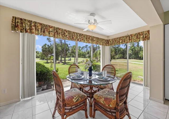 3rd image of 813 Montrose Dr, Venice, FL 34293