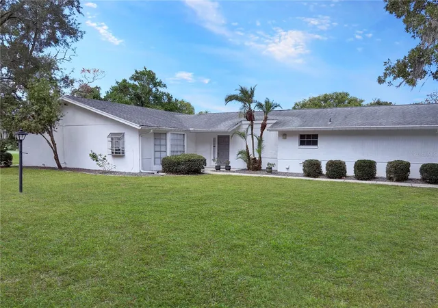 Photo 1 of Sale Pending at 12901 Club Dr, Hudson, FL 34667 | MLS# W7886957 | Listing updated on 2026-09-21