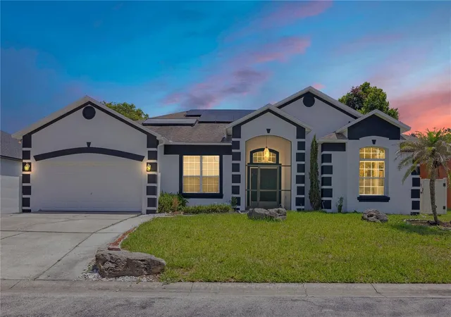 Photo 2 of Single family home for sale at 216 Boxwood Dr, DAVENPORT, FL 33837 | MLS# S5152299 | Listing updated on 2026-10-12