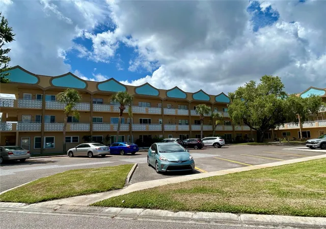 1st image of 2467 Finlandia Ln #27, Clearwater, FL 33763 | MLS# TB8521887
