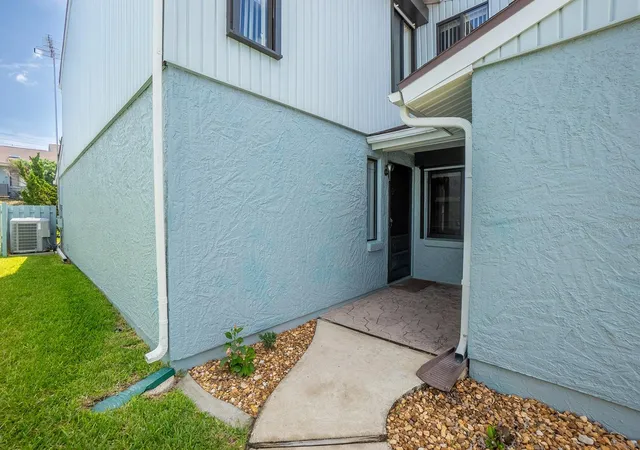 5th image of 1746 Windsong Cir, Flagler Beach, FL 32136 | MLS# FC319444